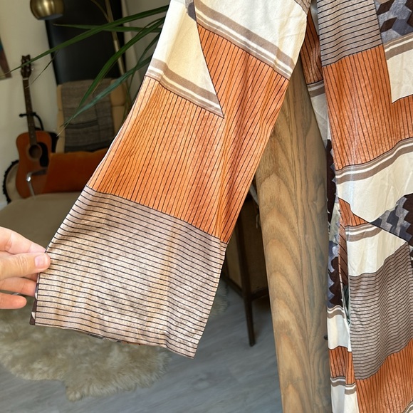Vintage Beverly Vogue California Geometric Pattern Long Sleeve Maxi Dress - Picture 4 of 12